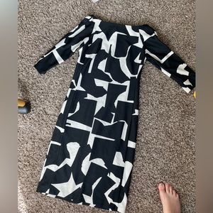 Size 2 Donna Morgan, midi length, boat neck, black, and white dress